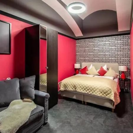 Loft In The Heart Of 公寓